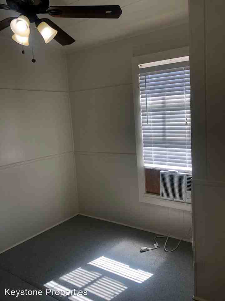 C Street - Photo 3 of 8