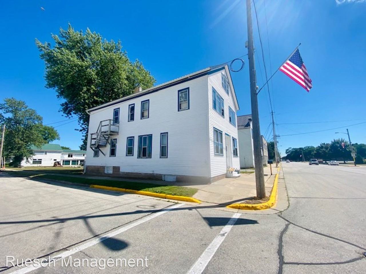 204 S Saint Augustine St. - Photo 3 of 20