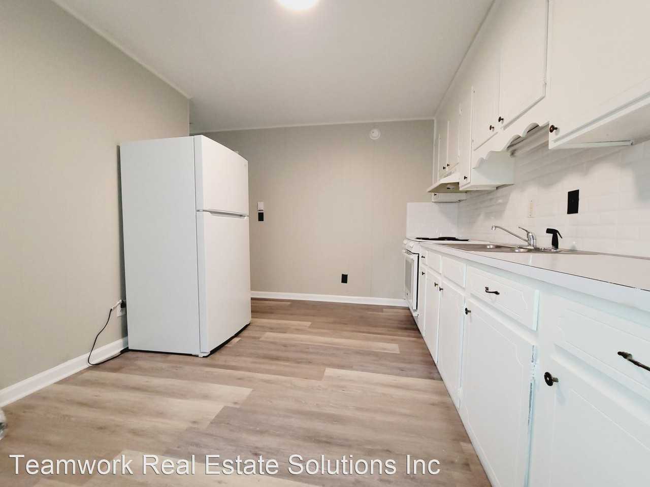 Sunset Dr - Photo 3 of 14