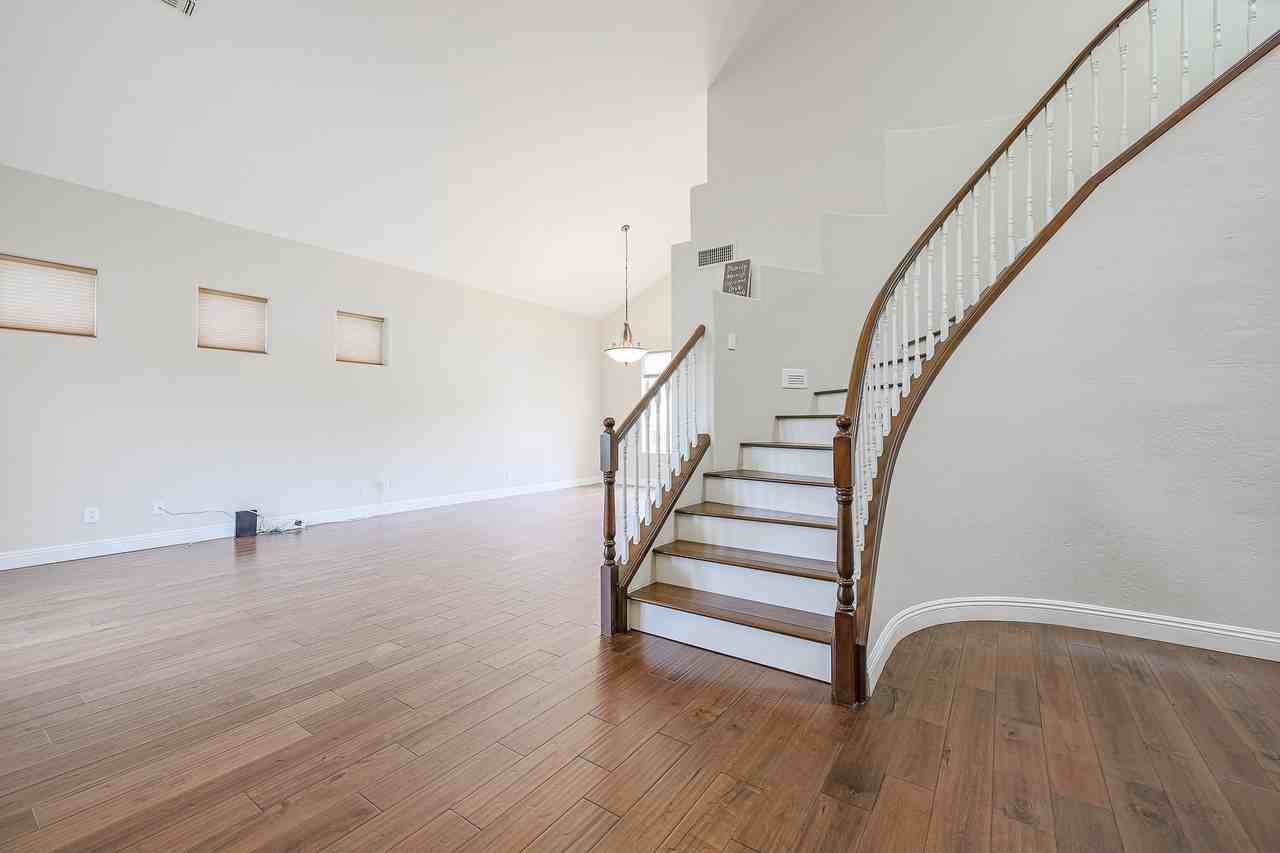 4822 E Charleston Ave - Photo 2 of 50