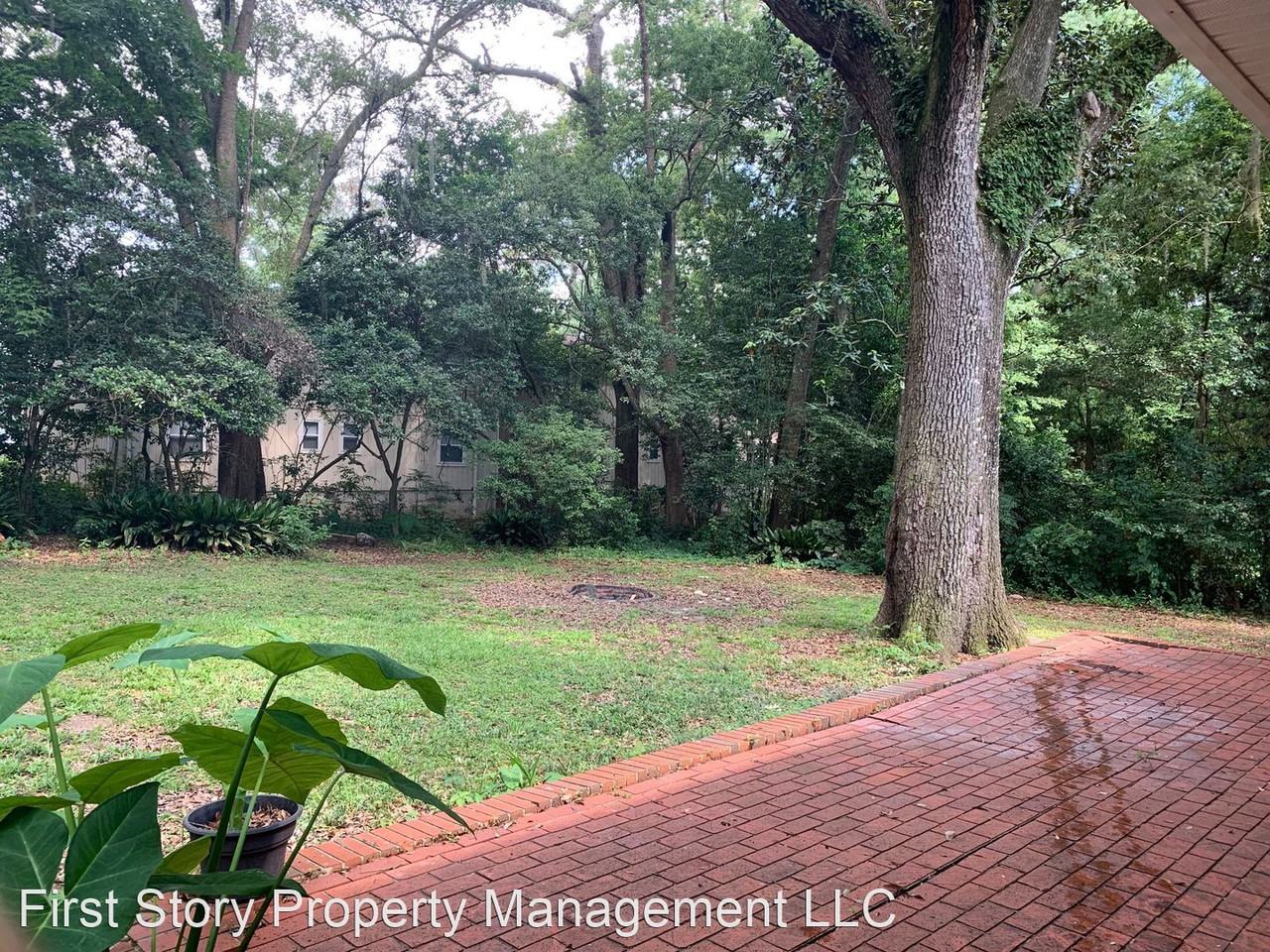 123 Columbia Dr - Photo 2 of 9