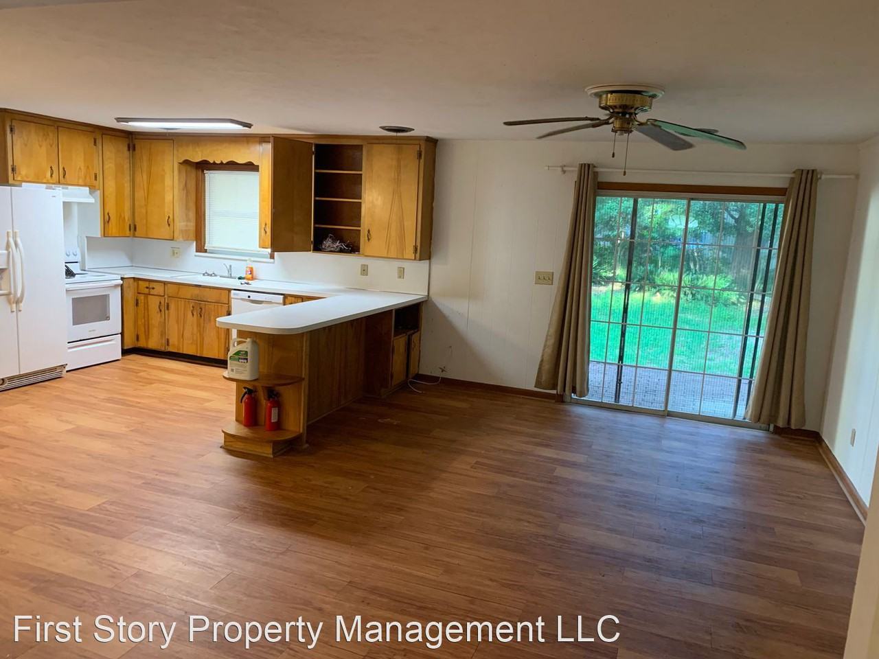 123 Columbia Dr - Photo 3 of 9