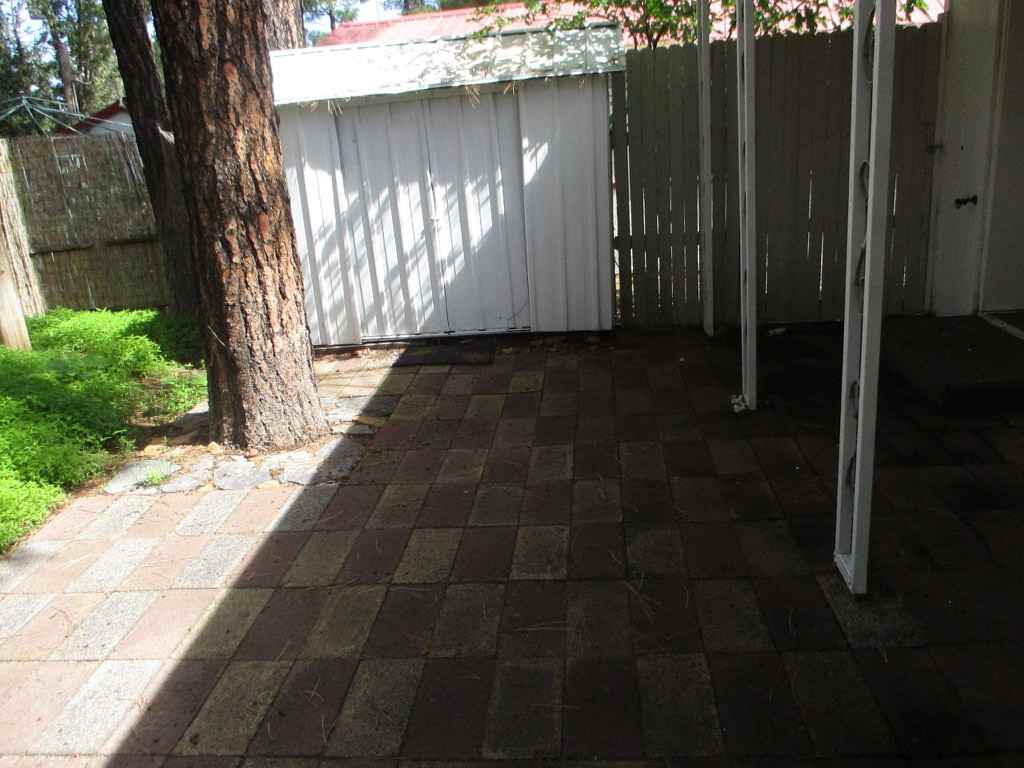 1310 N 43rd Dr - Photo 3 of 9