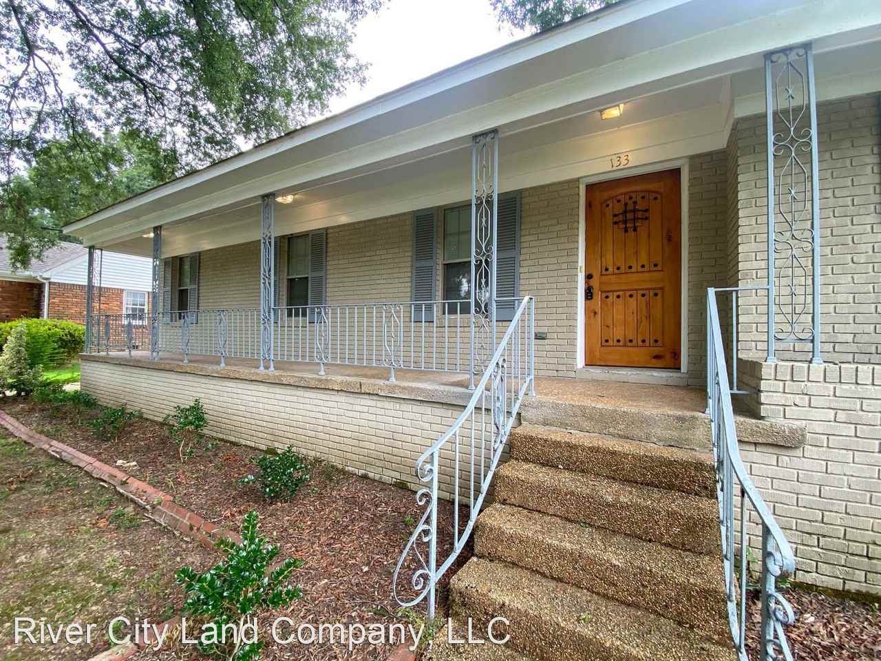 133 N Oak Grove Rd - Photo 2 of 23