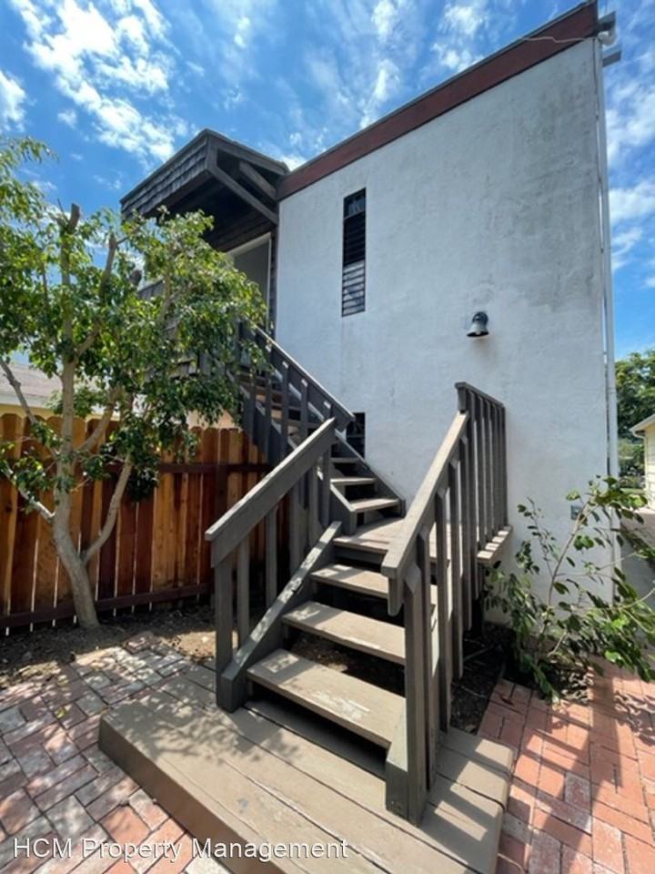 504 Orchid  Ave - Photo 3 of 49