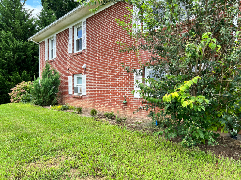 1355 N Main St #B - Photo 5 of 5