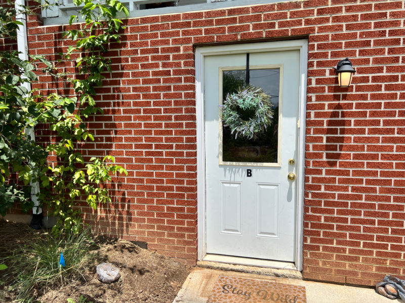 1355 N Main St #B - Photo 2 of 5