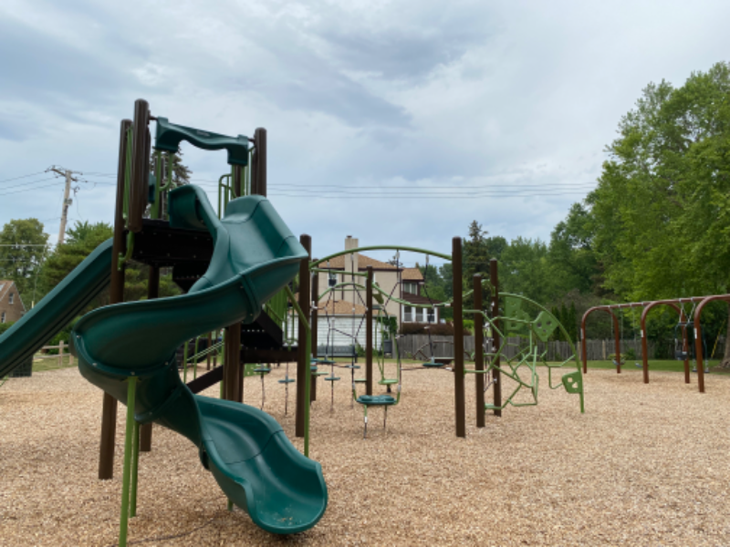 300 s Cumberland park way - Photo 3 of 20