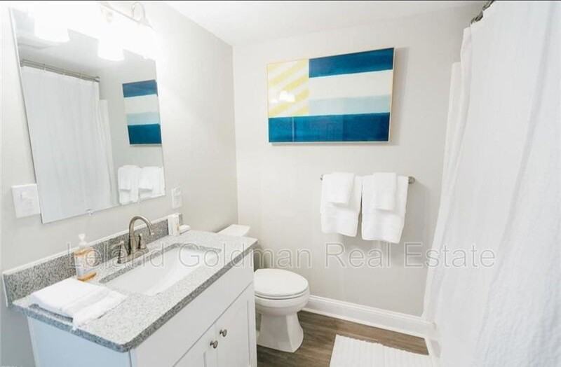 402 33rd St - Photo 3 of 10