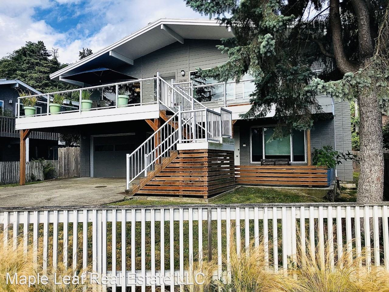 Rare opportunity to live on Beach Drive in West Seattle ! - Photo 3 of 50