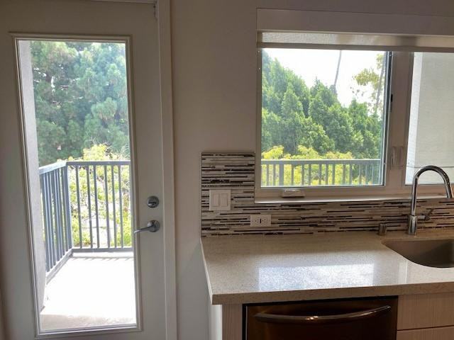 639 North Fairfax Avenue - Photo 4 of 12