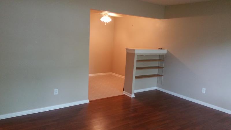 112 W Klubertanz Dr ##Apt - Photo 4 of 14