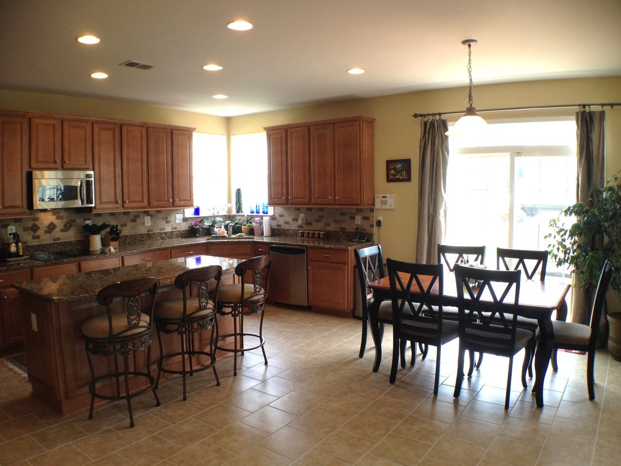 2007 Myrtlewood Rd - Photo 3 of 32