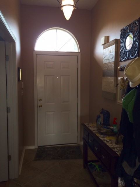 811 Travis Ct - Photo 2 of 21