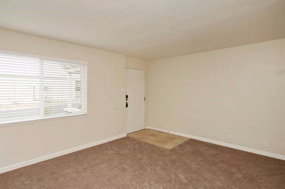 3970 N Jackson St - Photo 3 of 18