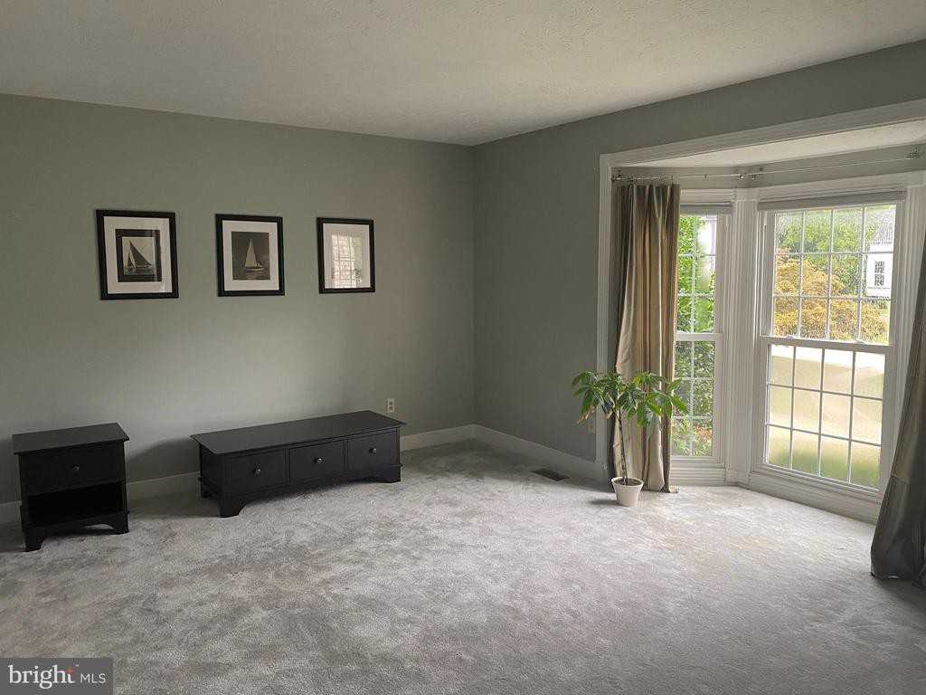 3 Steed Pl - Photo 3 of 40