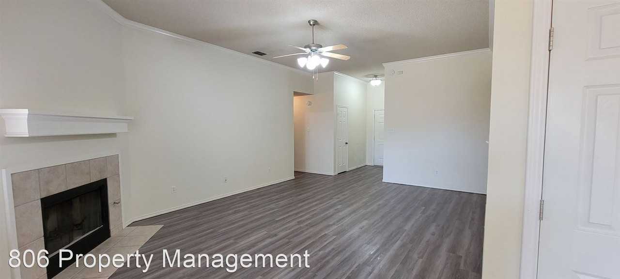 6537 7th St - Photo 3 of 25