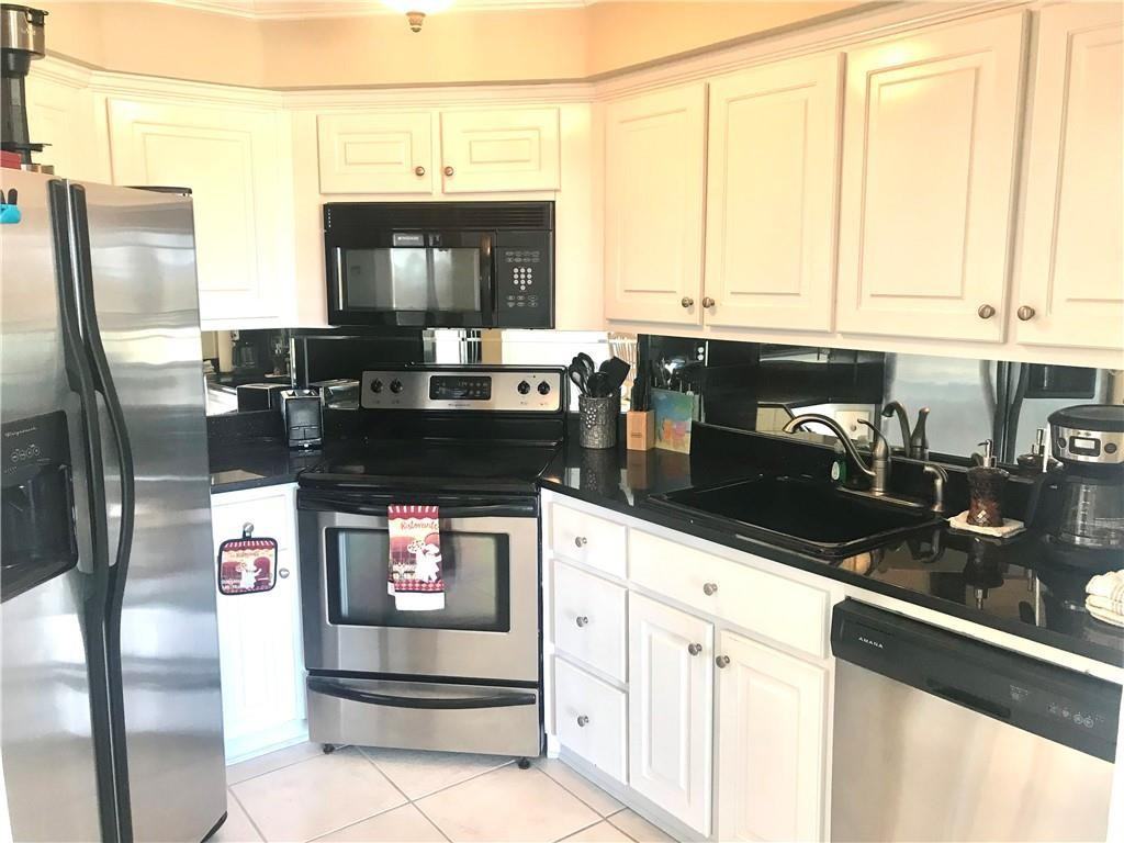 372 Moss Oak Cir - Photo 6 of 44