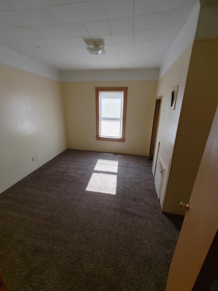 804 Jenkins St #1 - Photo 6 of 18