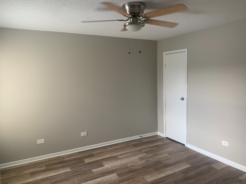 1961N N Hicks Rd #212 - Photo 2 of 23