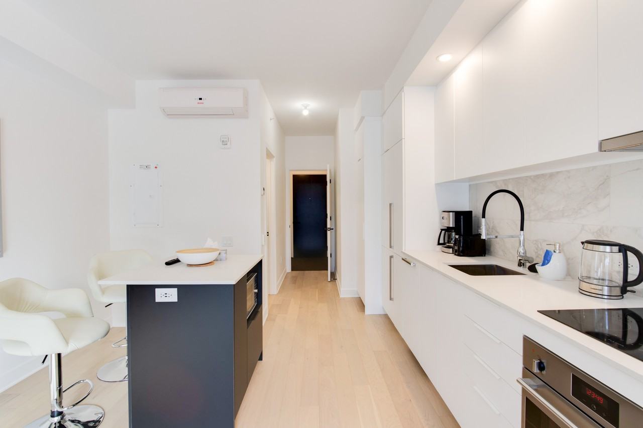 1 Boulevard de Maisonneuve Ouest - Photo 3 of 32