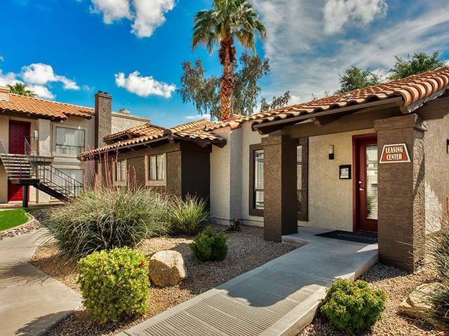 1130 E Grovers Ave - Photo 6 of 24