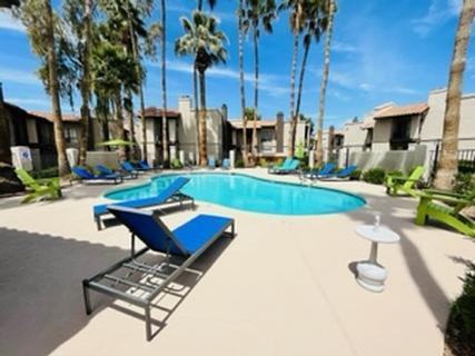 1130 E Grovers Ave - Photo 5 of 24