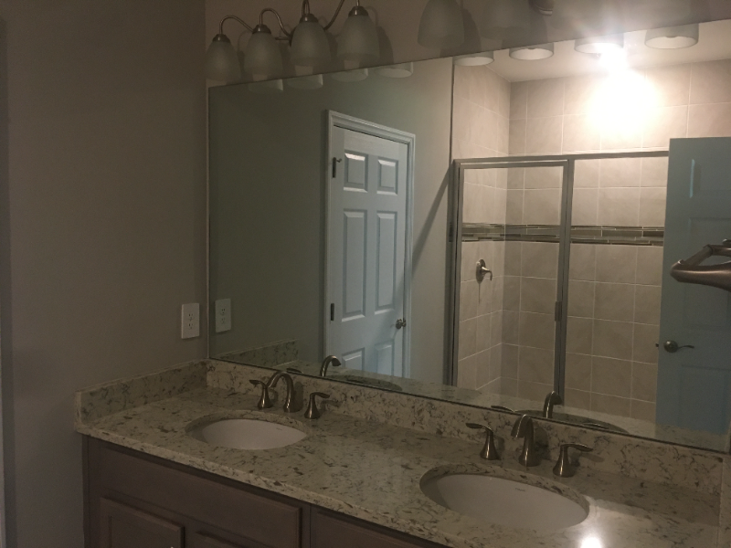 1126 S Town And River Dr - Photo 4 of 16