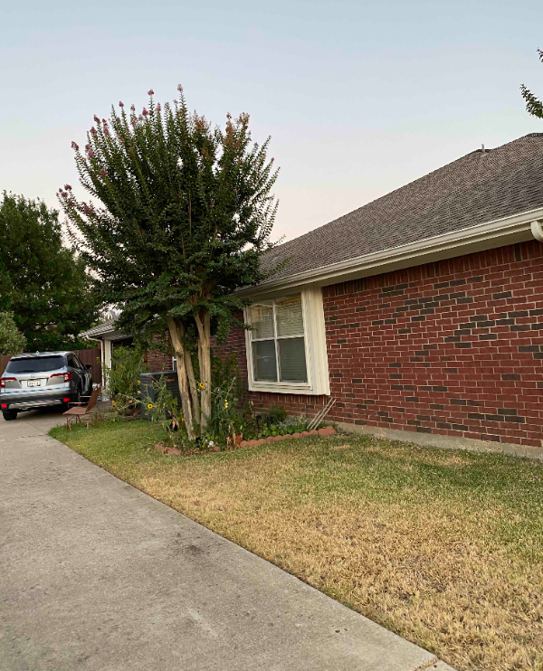 328 Linhurst Dr - Photo 2 of 12