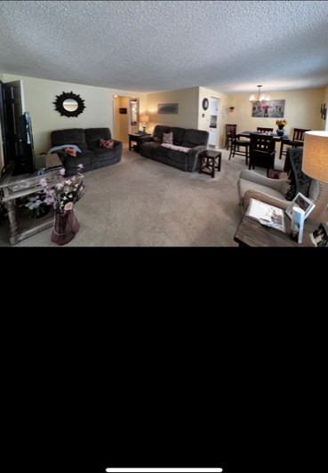 124 Wellington Ct - Photo 2 of 16