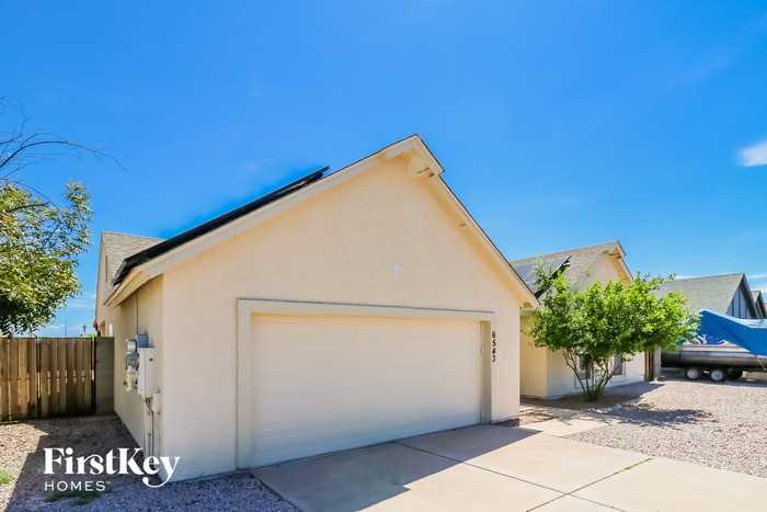 6543 W Kings Ave - Photo 2 of 15