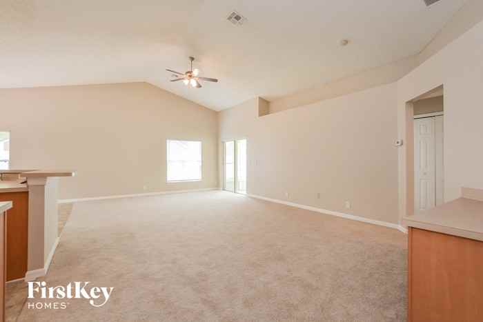 560 Gilmore Stage Rd - Photo 2 of 15