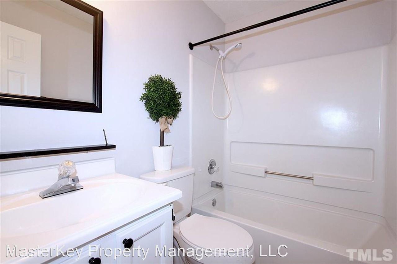 5017 Walton Hill Rd - Photo 3 of 21