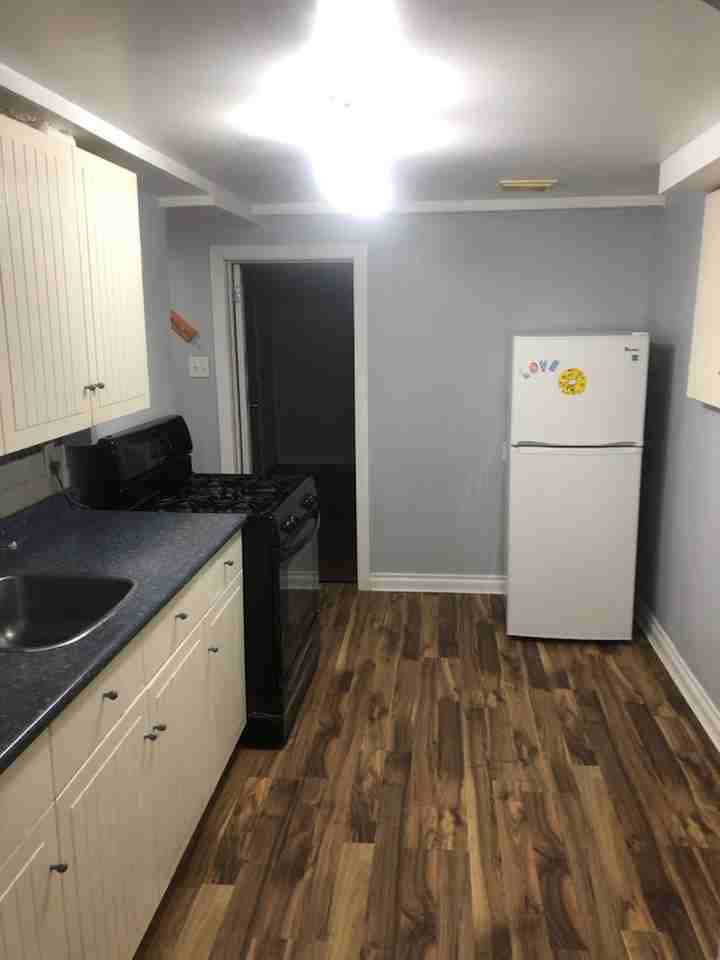 1185  Albany - Photo 3 of 6
