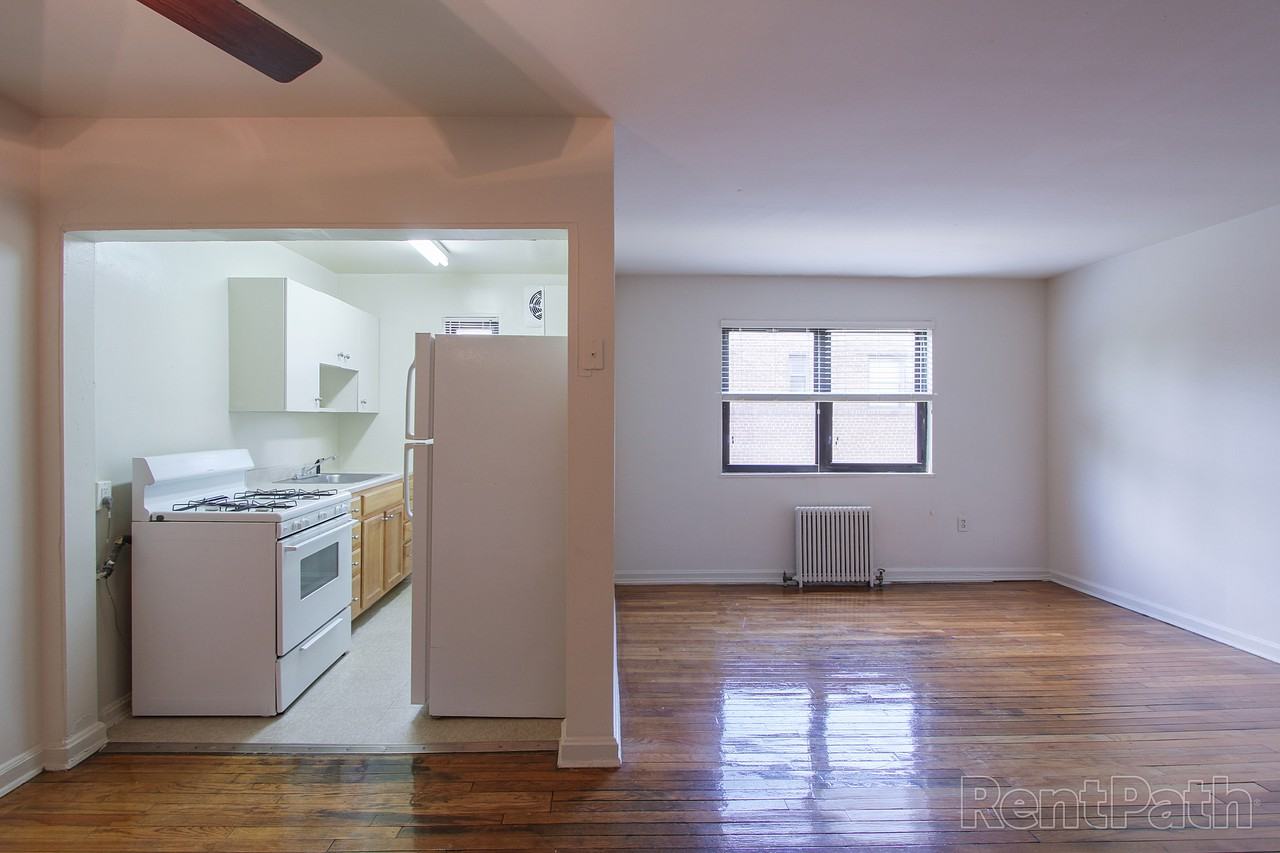 6713 Fourteenth Apartments - Photo 2 of 15