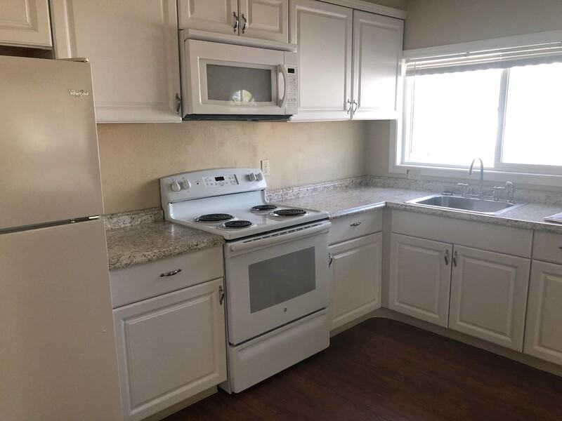 519 N Hartford St #110 - Photo 4 of 8