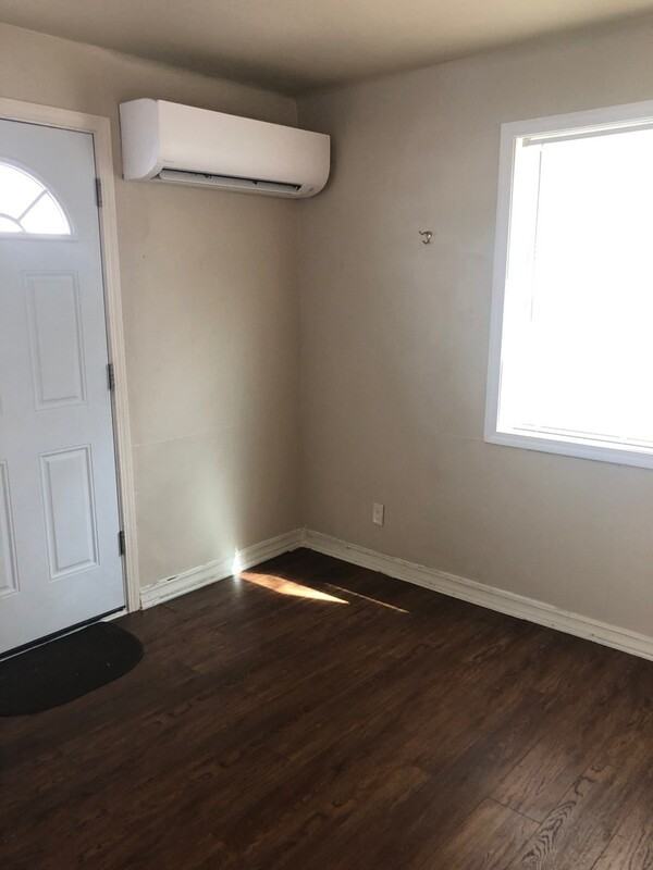 519 N Hartford St #110 - Photo 5 of 8