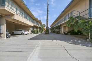 12456 Culver Blvd - Photo 1 of 1