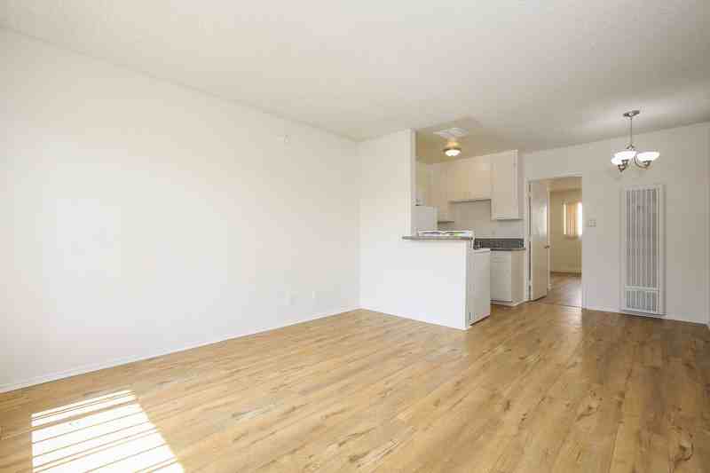 12456 Culver Blvd - Photo 2 of 11
