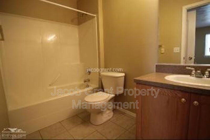 523 Caribou St #A - Photo 6 of 8