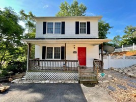 featured image of 1008 Jackson St