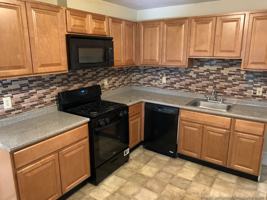featured image of 36 Davison St #1