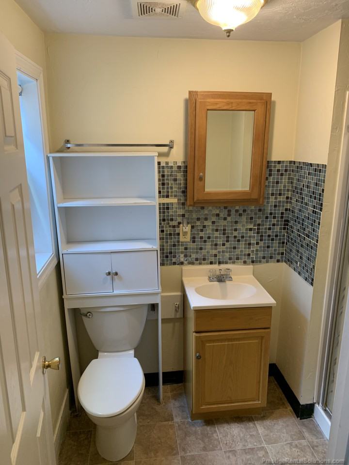 36 Davison St #1 - Photo 4 of 20