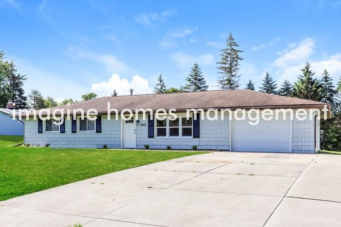 1490 Pike Pkwy - Photo 2 of 16