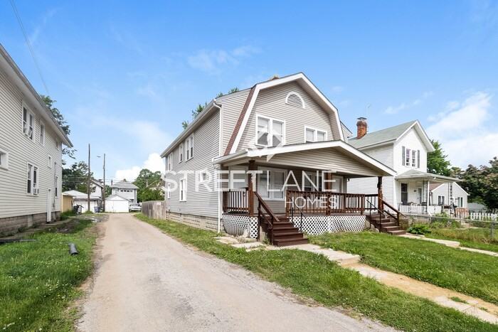 249 S Eureka Ave - Photo 2 of 15