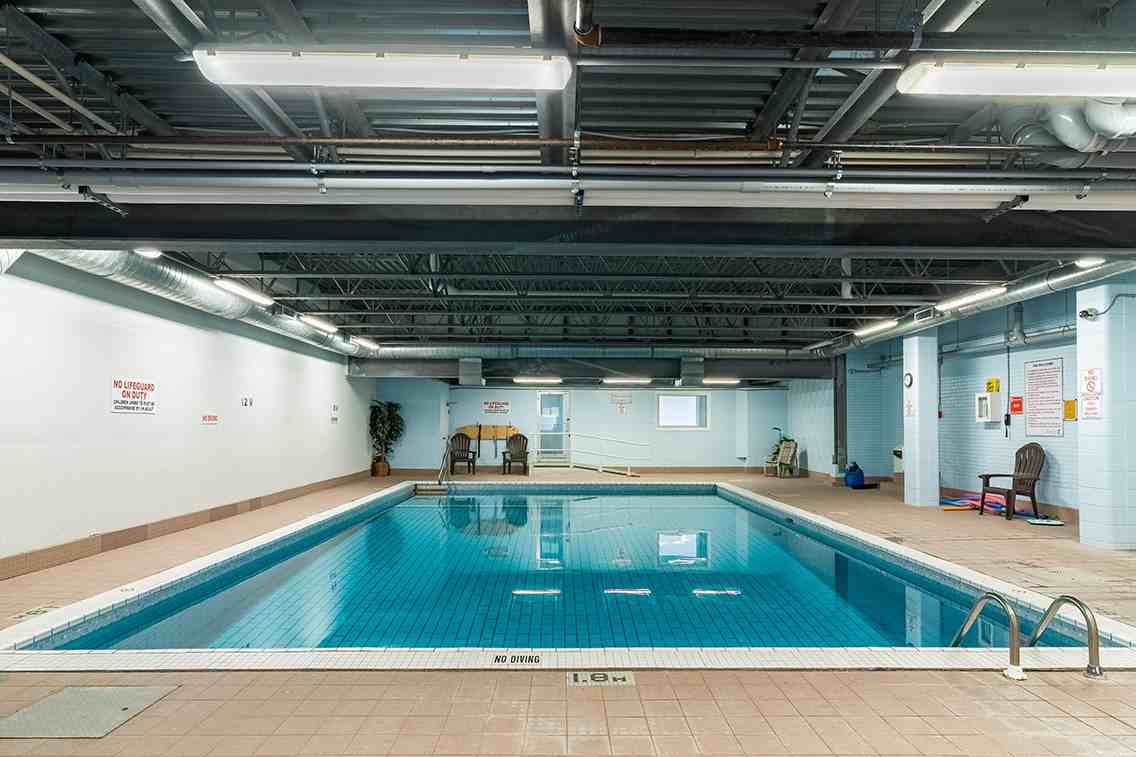 Sunrise Towers Apartments 225 Arby Bay, Winnipeg, MB R2G 0P1 Zumper