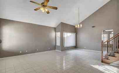 7720 Leavorite Dr - Photo 2 of 20