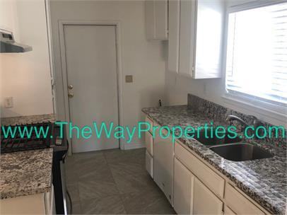 19038 Vine St - Photo 3 of 10