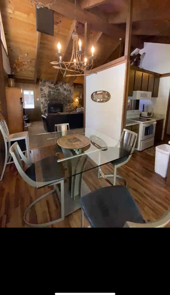 1354 Herbert Ave #1 - Photo 3 of 11