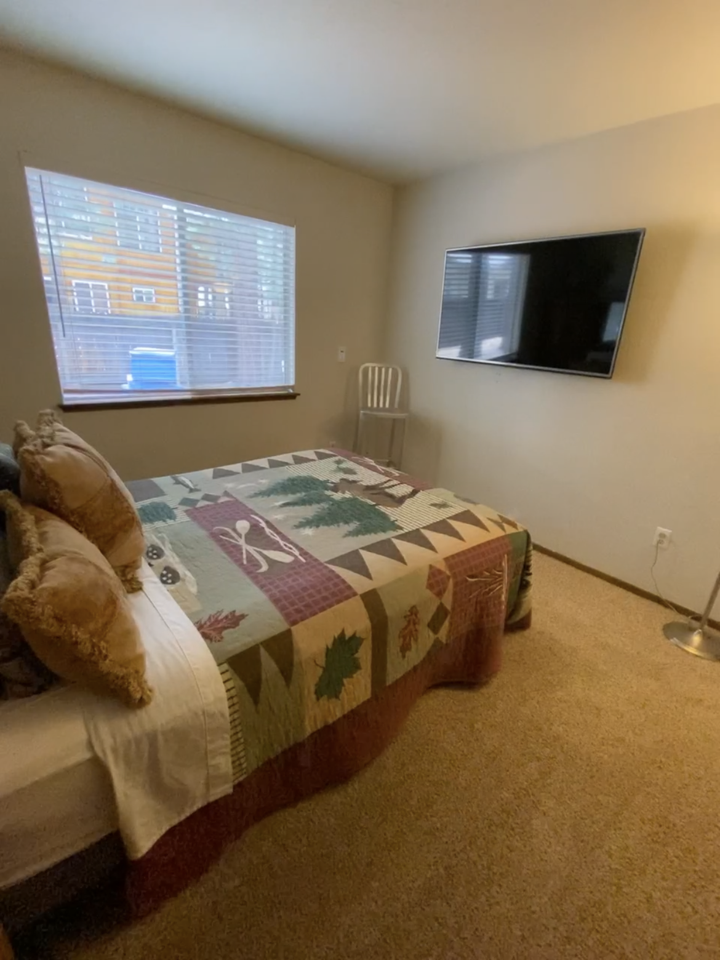 1354 Herbert Ave #1 - Photo 7 of 11
